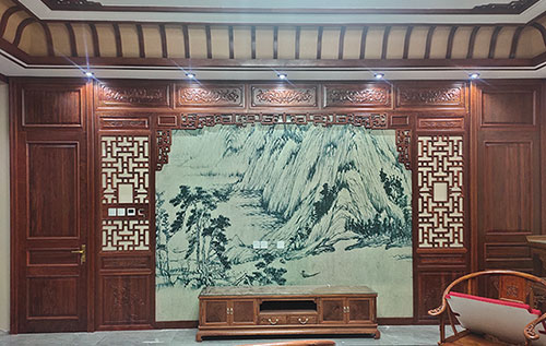 东城中式仿古别墅客厅背景墙花格木作装饰